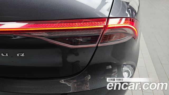 Hyundai Grandeur 2023 — photo 9