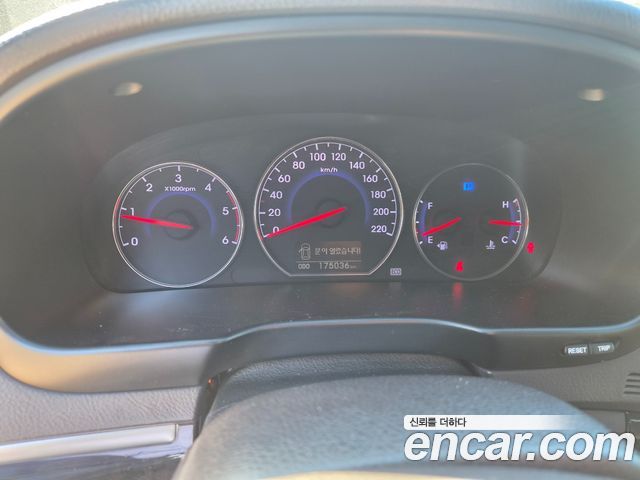 Hyundai Santafe 2012 — photo 5