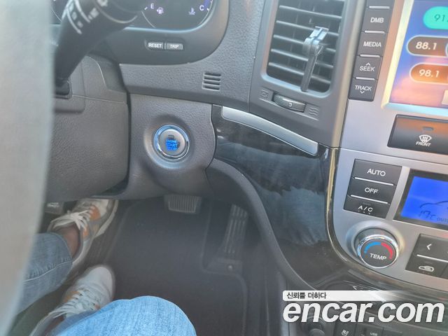 Hyundai Santafe 2012 — photo 9
