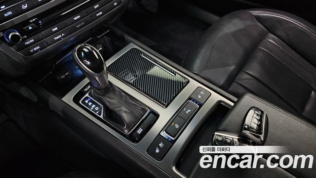 Hyundai Genesis 2015 — photo 9