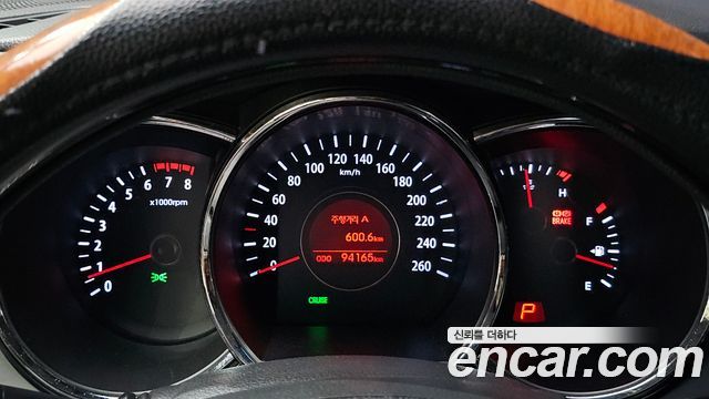 Kia K5 2013 — photo 8