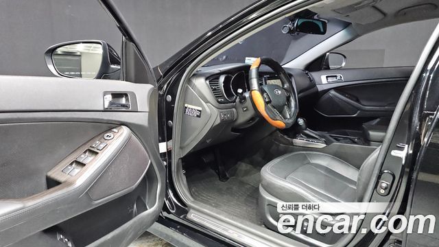 Kia K5 2013 — photo 10