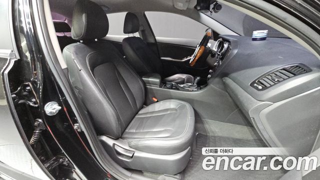Kia K5 2013 — photo 11