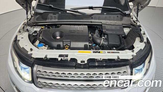 Land Rover Range Rover Evoque 2017 — photo 6