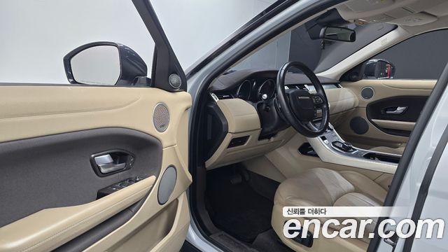 Land Rover Range Rover Evoque 2017 — photo 10