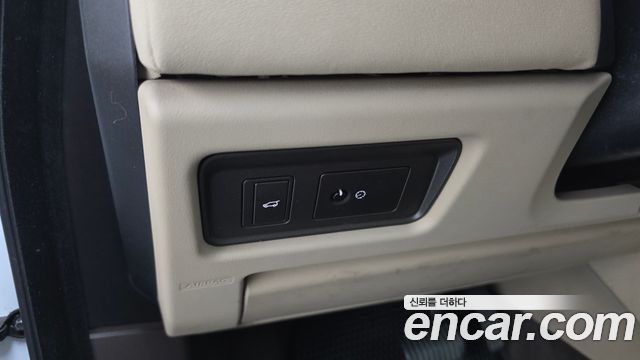 Land Rover Range Rover Evoque 2017 — photo 16
