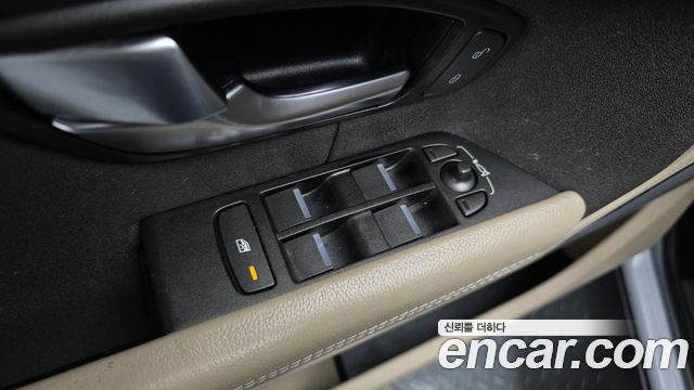 Land Rover Range Rover Evoque 2017 — photo 17