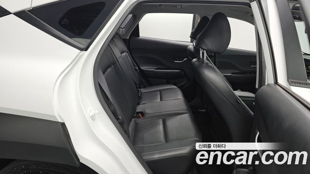 Hyundai Kona 2023 — photo 11