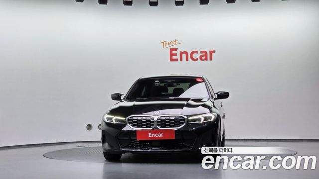BMW 3-Series 2023 — photo 3