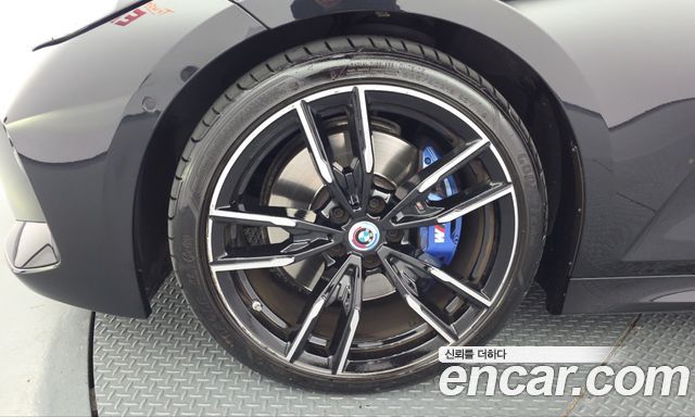 BMW 3-Series 2023 — photo 5
