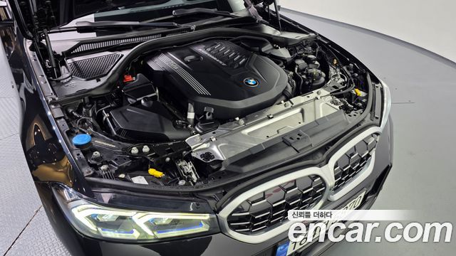 BMW 3-Series 2023 — photo 6