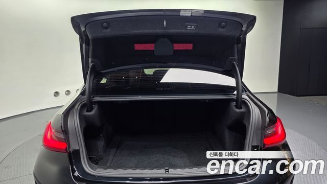 BMW 3-Series 2023 — photo 26