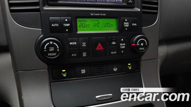 Kia Canival 2013 — photo 23
