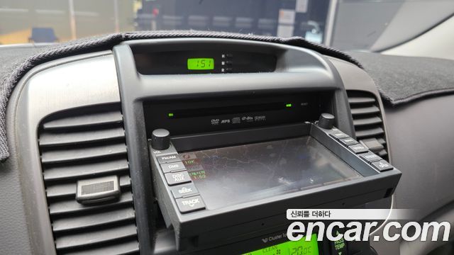 Kia Canival 2013 — photo 24
