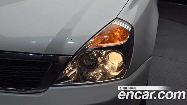Kia Canival 2013 — photo 8