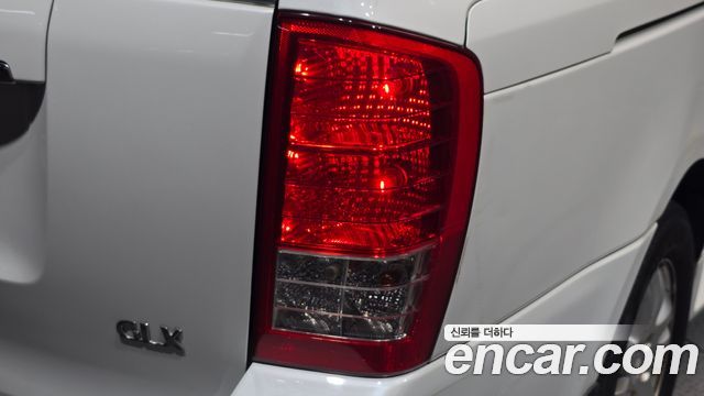 Kia Canival 2013 — photo 9