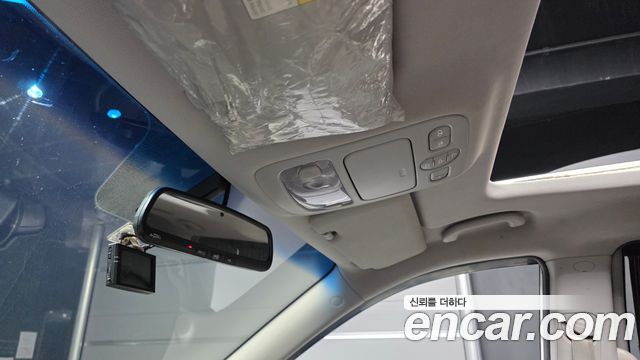 Kia Canival 2013 — photo 27