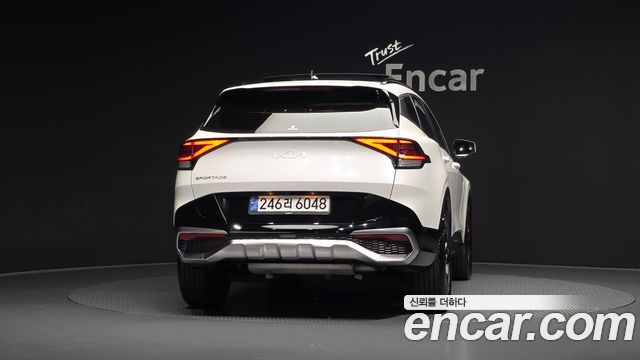 Kia Sportage 2022 — photo 4