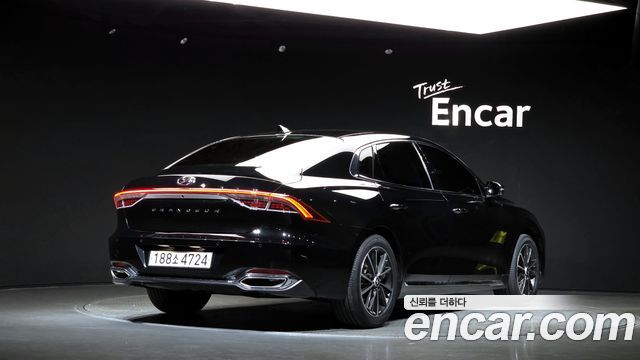 Hyundai Grandeur 2022 — photo 2