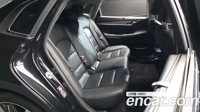 Hyundai Grandeur 2022 — photo 17