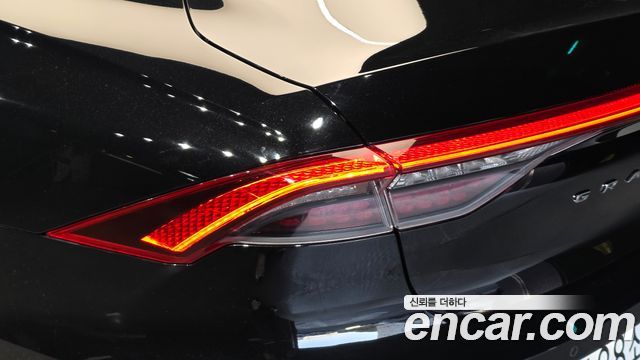 Hyundai Grandeur 2022 — photo 9