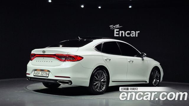 Hyundai Grandeur 2017 — photo 2