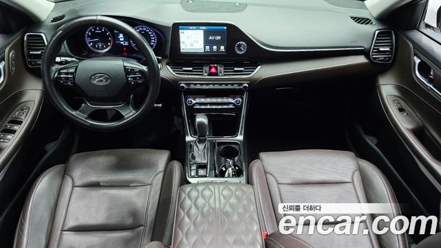 Hyundai Grandeur 2017 — photo 10