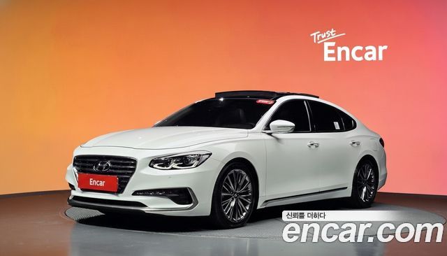Hyundai Grandeur 2017 — photo 1