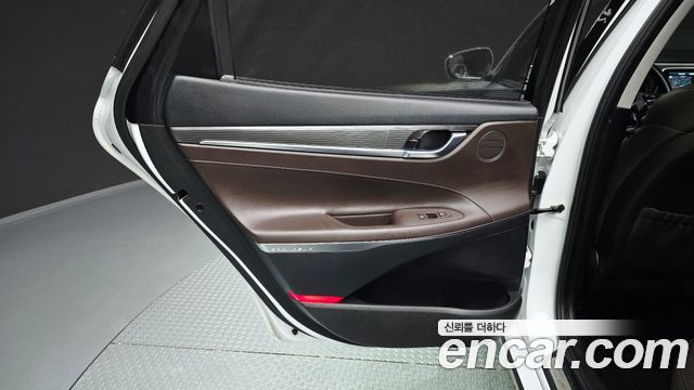 Hyundai Grandeur 2017 — photo 15