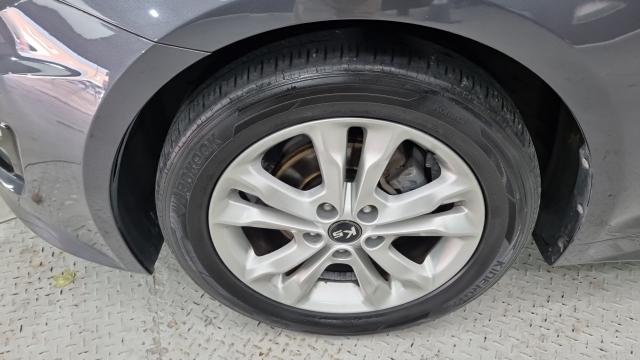 Kia K5 2012 — photo 5