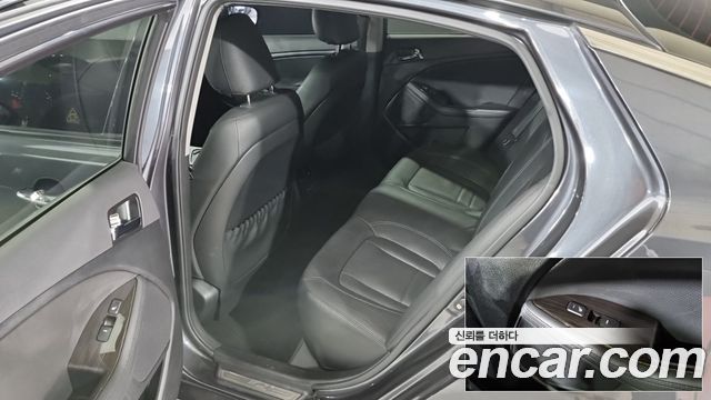 Kia K5 2012 — photo 11