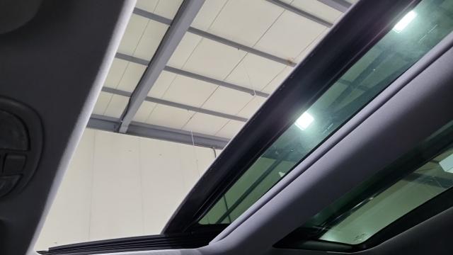 Kia K5 2012 — photo 14