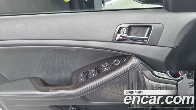 Kia K5 2012 — photo 16