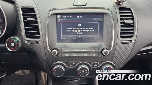 Kia K3 2018 — photo 14