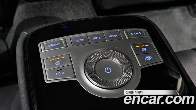 Genesis G80 2022 — photo 25