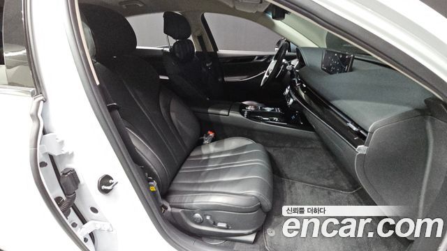 Genesis G80 2022 — photo 16