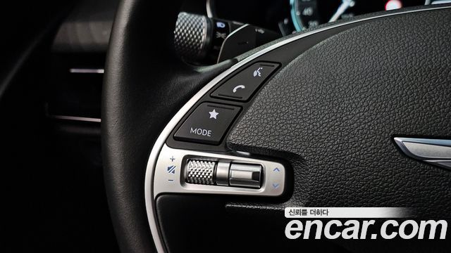 Genesis G80 2022 — photo 29