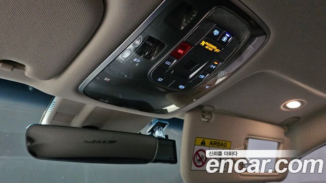 Genesis G80 2022 — photo 35