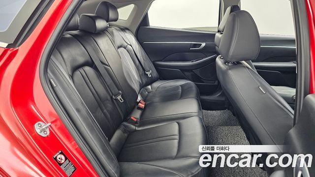 Hyundai Sonata 2020 — photo 12