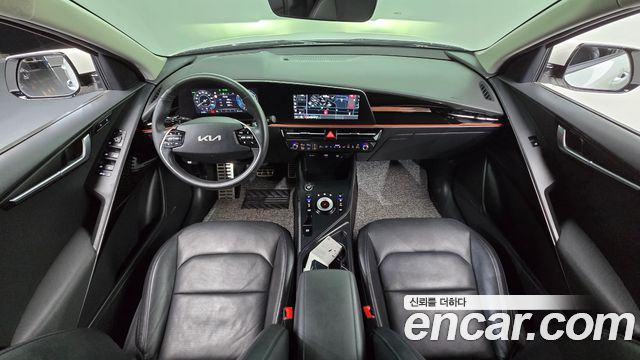Kia Niro 2023 — photo 10