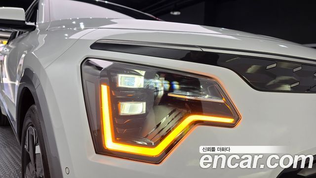 Kia Niro 2023 — photo 8