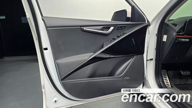 Kia Niro 2023 — photo 14