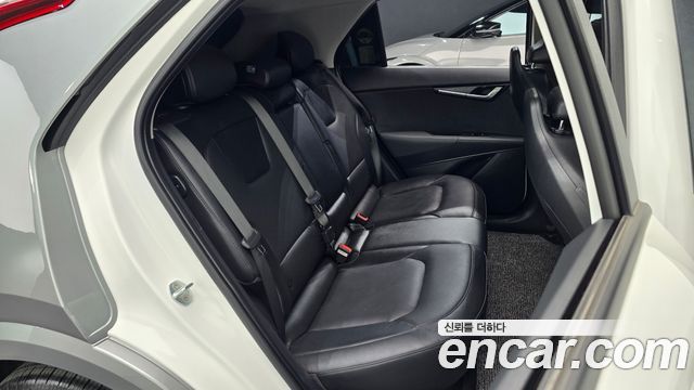 Kia Niro 2023 — photo 16