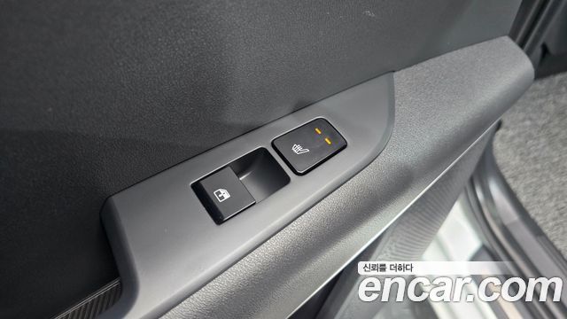 Kia Niro 2023 — photo 27