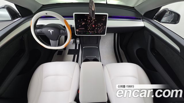 Tesla Model Y 2022 — photo 10