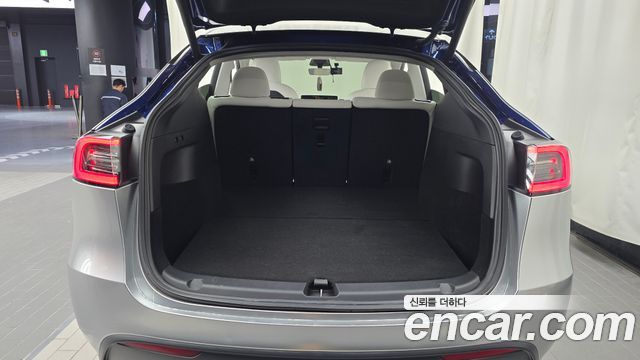 Tesla Model Y 2022 — photo 26