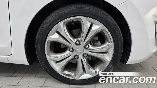 Hyundai i30 2012 — photo 7