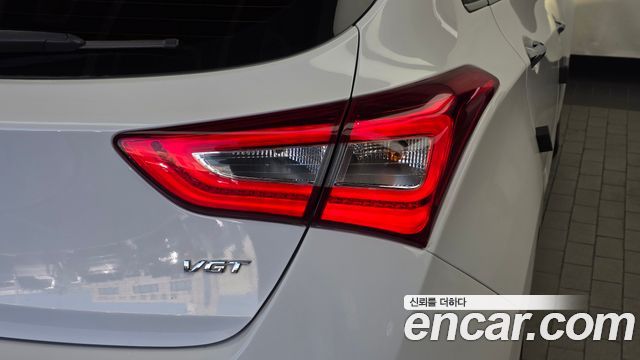 Hyundai i30 2012 — photo 9