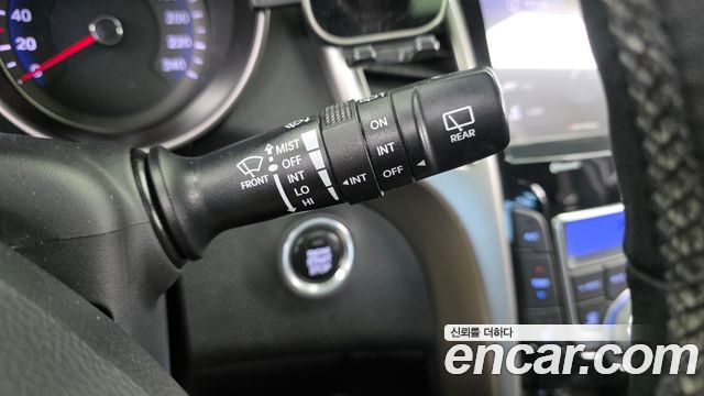 Hyundai i30 2012 — photo 27