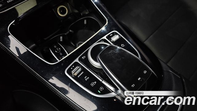 Mercedes-Benz E-Class 2017 — photo 18